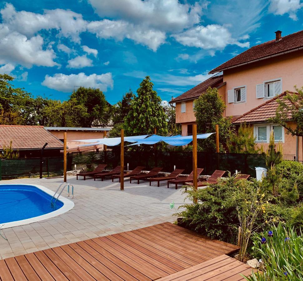 Villa Rubcic Rooms Rakovica Bagian luar foto